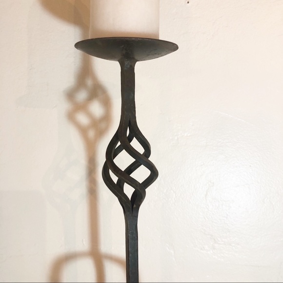 Vintage wrought iron candle holder from Big Sur - Picture 3 of 5